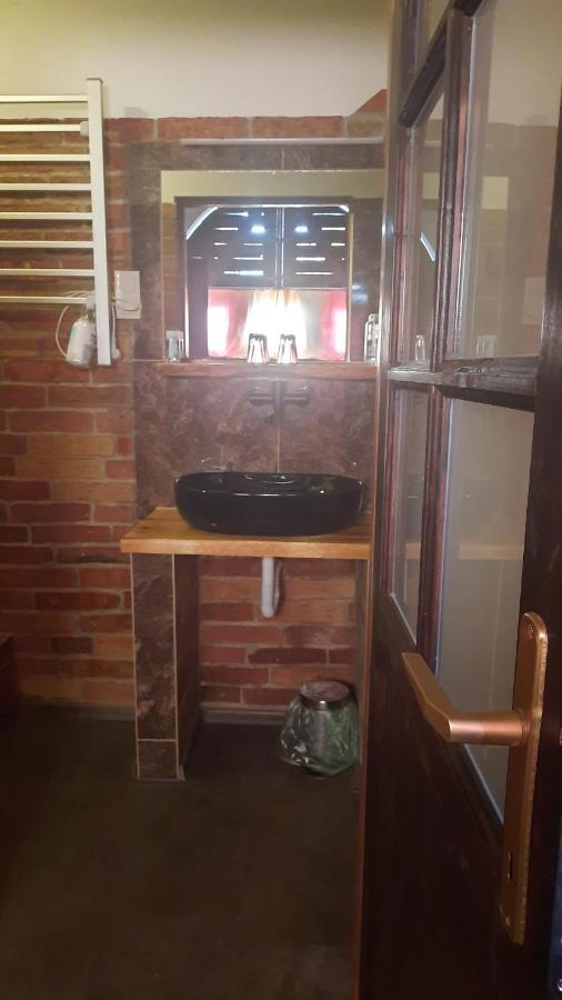 Kontra Szallashely Homestay *